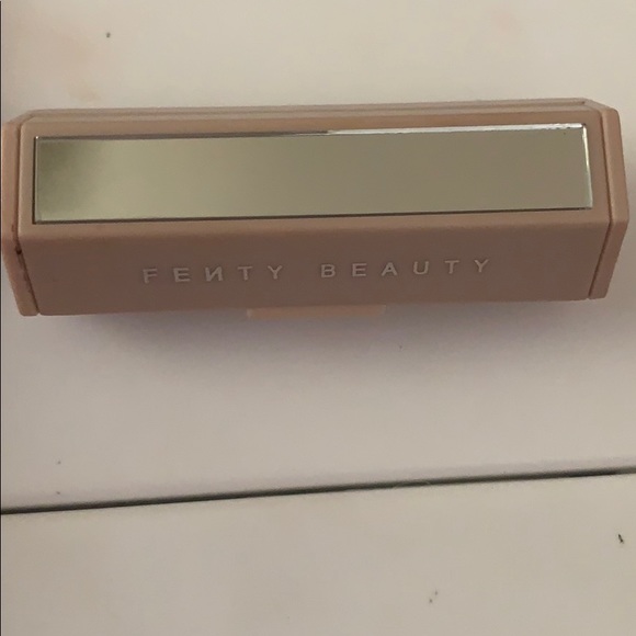 Fenty Beauty Other - Fenty beauty Blotting paper